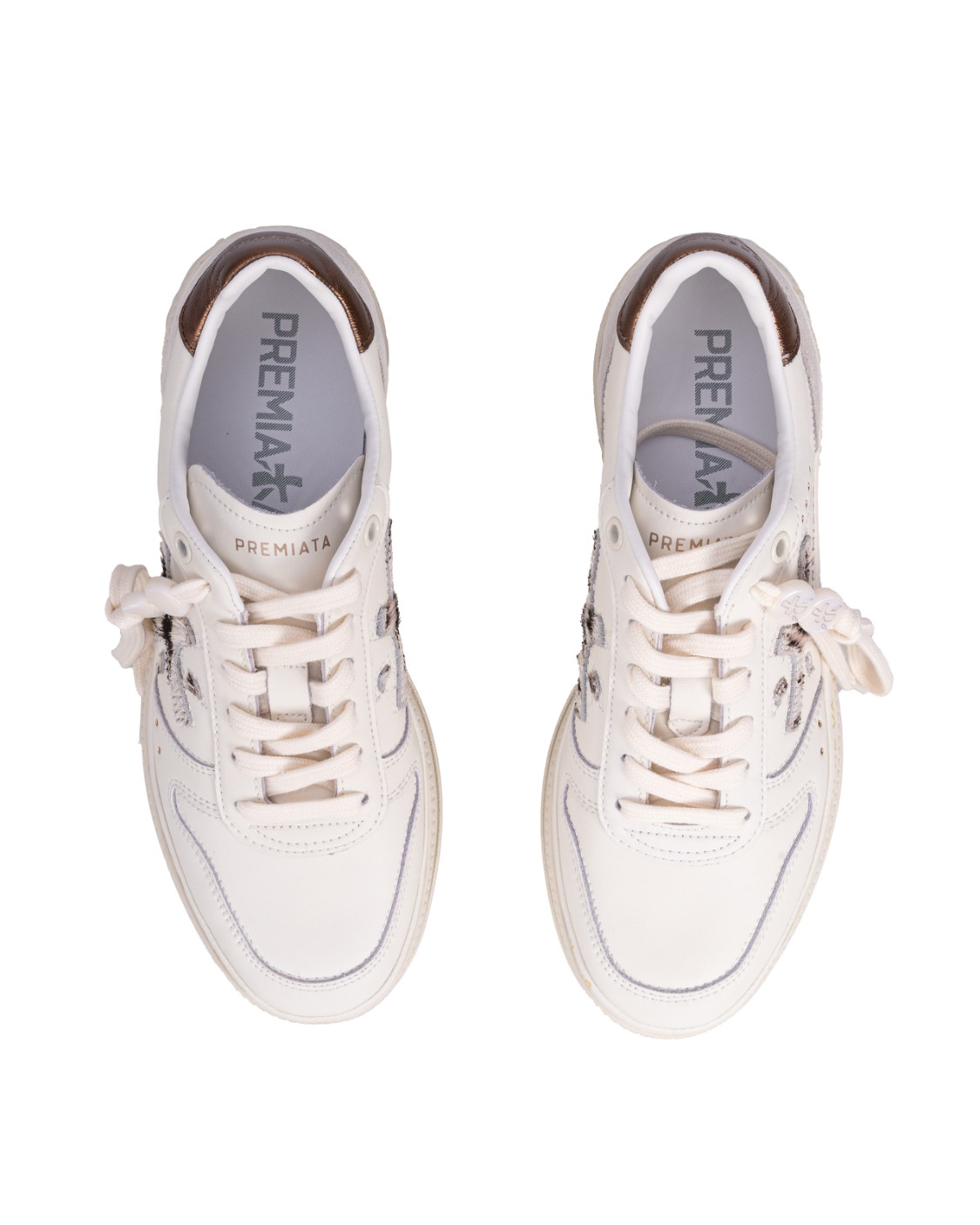 shop PREMIATA  Scarpa: Premiata sneakers "Micol 7035".
Platform.
Dettaglio bronze sul retro.
Logo premiata.
Composizione: Suola: 70% gomma 30% eva tomaia: 10% pelle di agnello 5% vitello peloso 70% pelle di vitello 15% pu fodera: 86% pelle di capra 14% pu.
Made in Italy.. MICOL 7035-P number 3191939